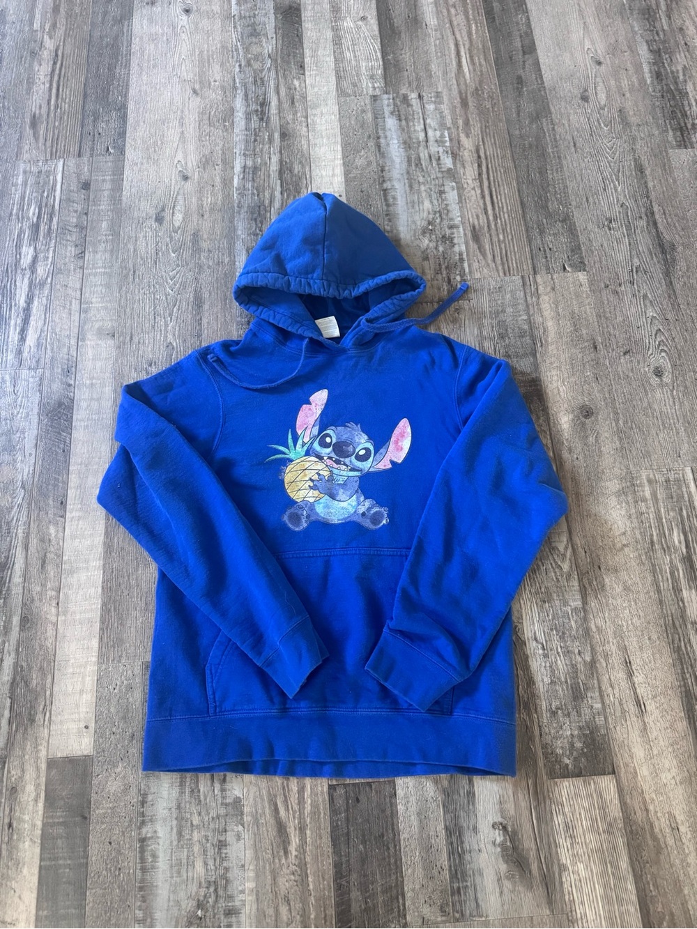 Women’s Small Hoodie with Stitch Pineapple Graphic